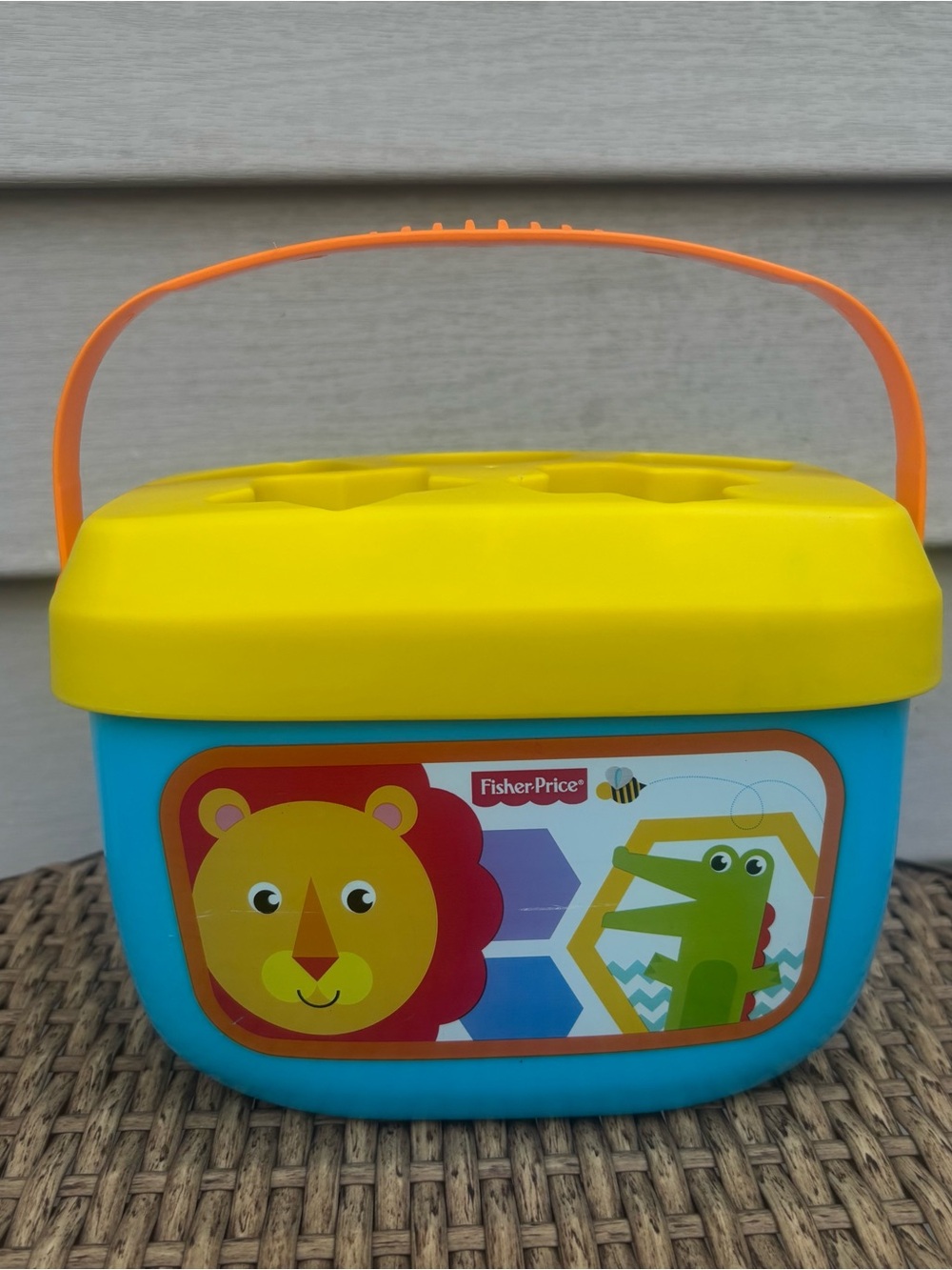 Fisher-Price Baby's First Blocks Shape Sorter Bucket Toy –Infants Ages 6+ Months